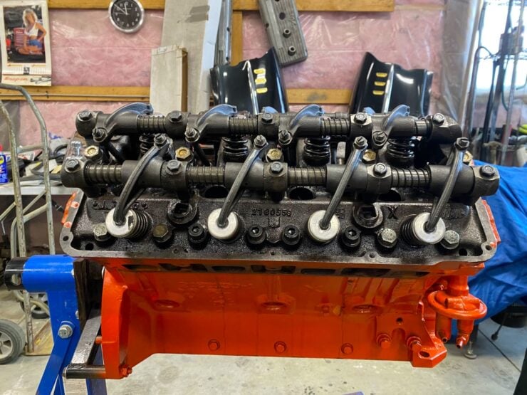 Mopar 426 Hemi V8 4