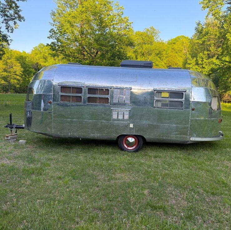 Silver Streak Clipper Camper 8