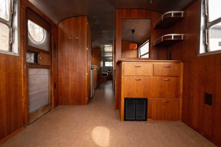 Spartan Royal Mansion Trailer 7