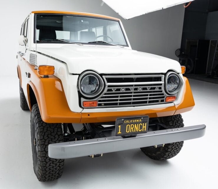 Toyota Land Cruiser FJ55 16