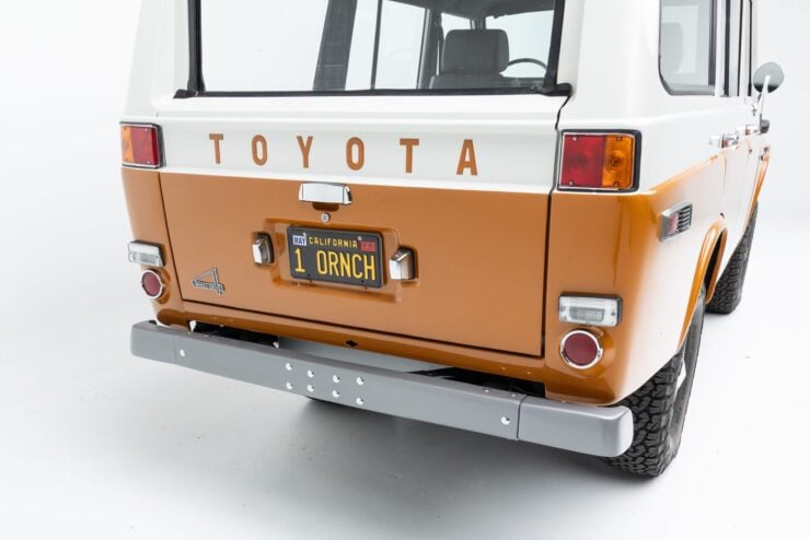 Toyota Land Cruiser FJ55 6