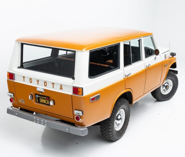 Toyota Land Cruiser FJ55 7