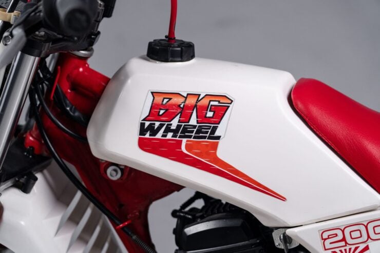 Yamaha BW200 Big Wheel 9