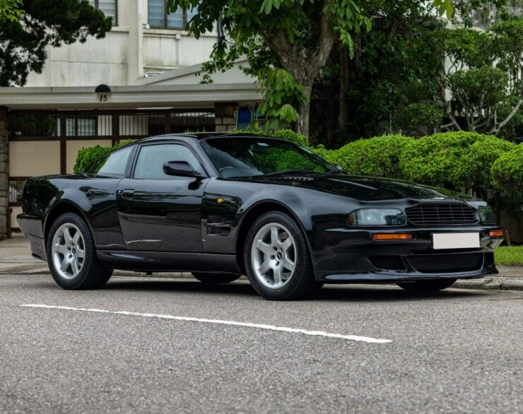 Aston Martin V8 Vantage V550 1
