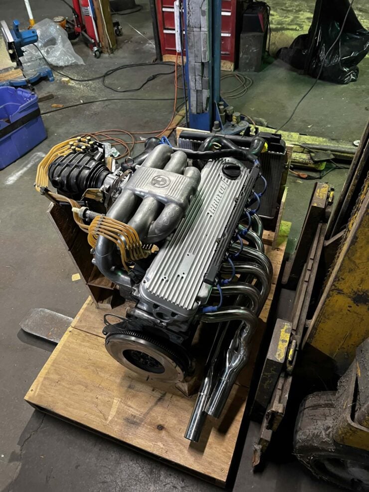 BMW Hartge 323i RS Engine 4