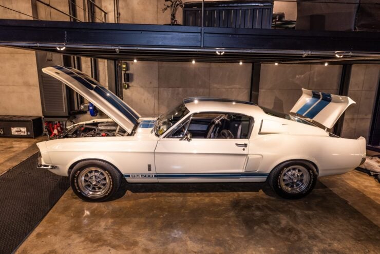 Carroll Shelby 1967 Shelby Mustang GT500 19