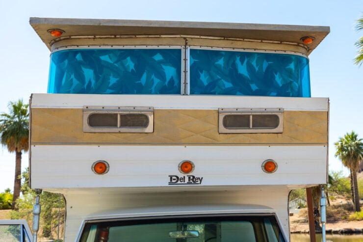 Chevrolet C20 and Del Rey Sky Lounge Camper 11
