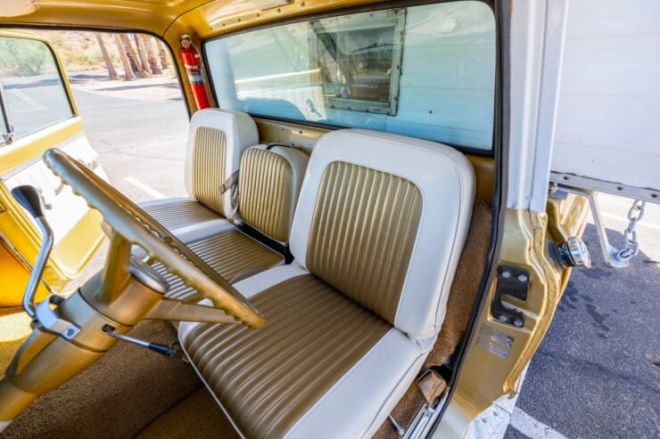 Chevrolet C20 and Del Rey Sky Lounge Camper 7