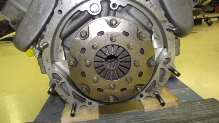 Ford-Cosworth DFS Indy V8 Engine 6
