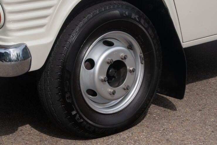 Ford Transit V8 Sleeper Van 11