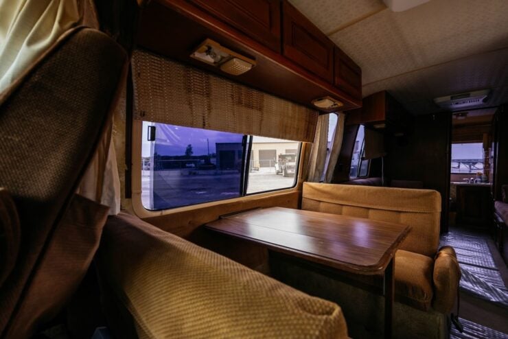 GMC Royale Motorhome 14
