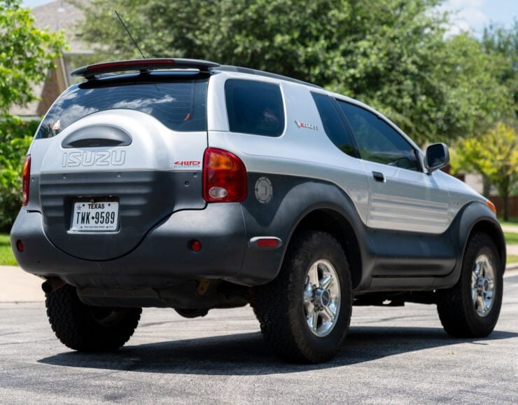 Isuzu VehiCROSS 12