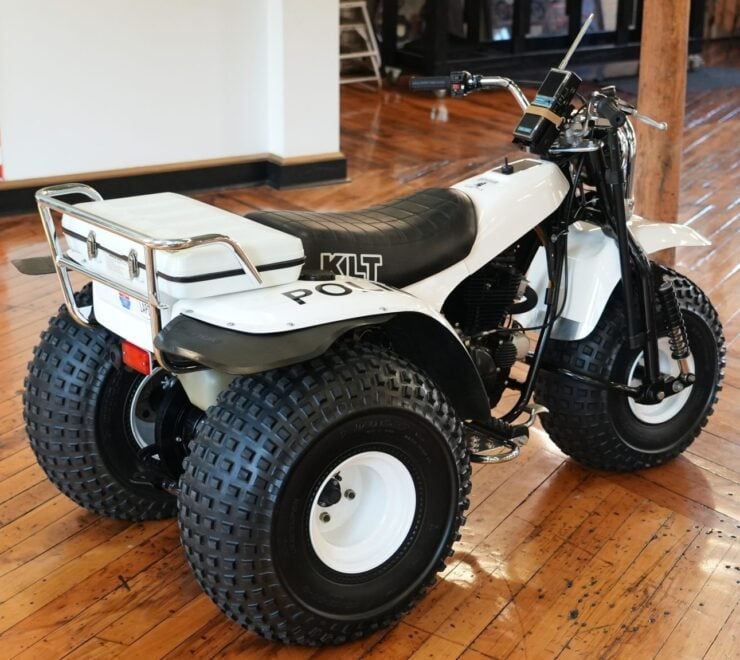 Kawasaki KLT250-P1 13