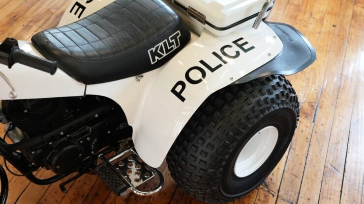 Kawasaki KLT250-P1 15