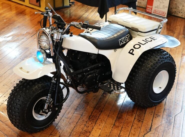Kawasaki KLT250-P1 2