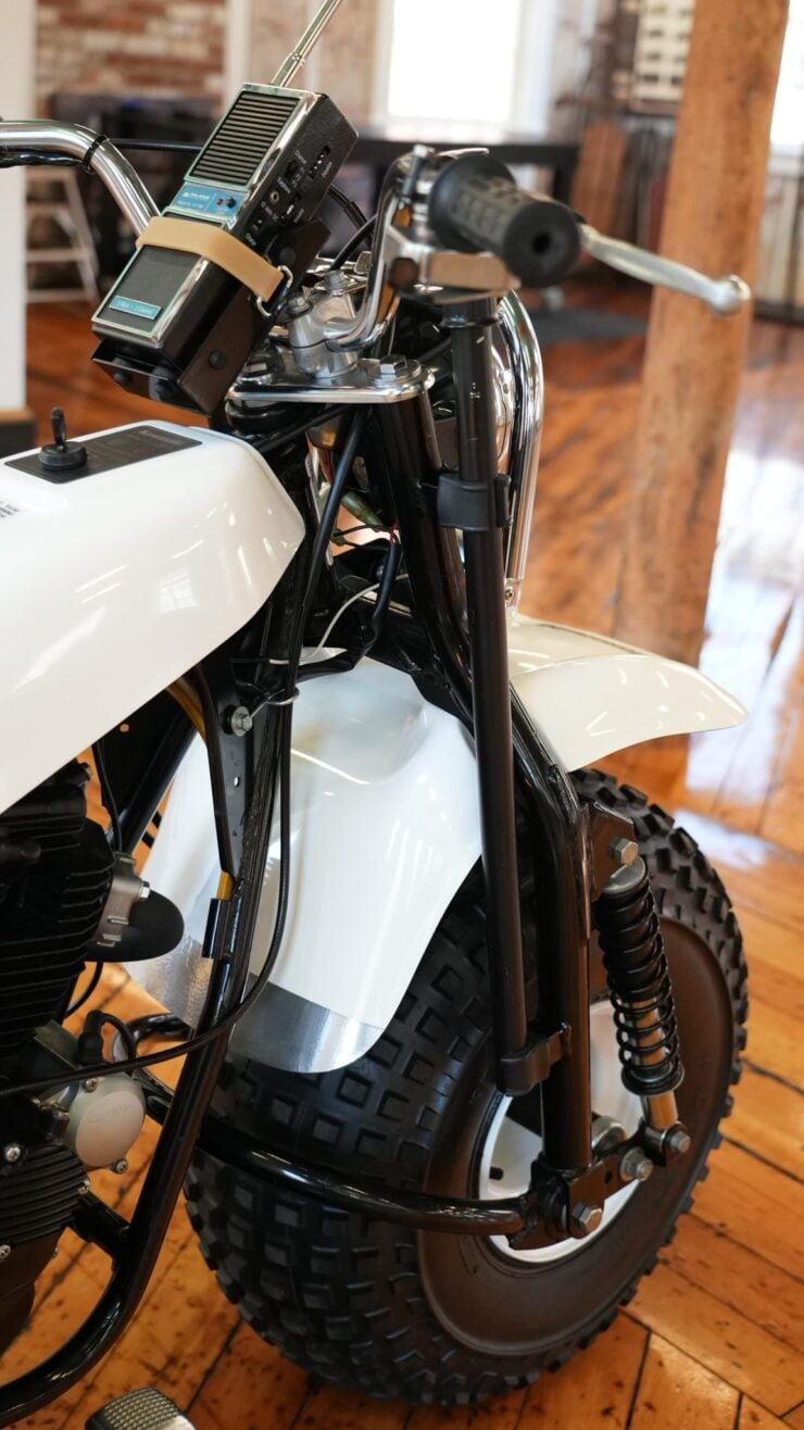 Kawasaki KLT250-P1 9