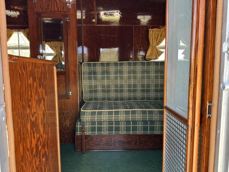 Pierce-Arrow Travelodge Model C Travel Trailer 18