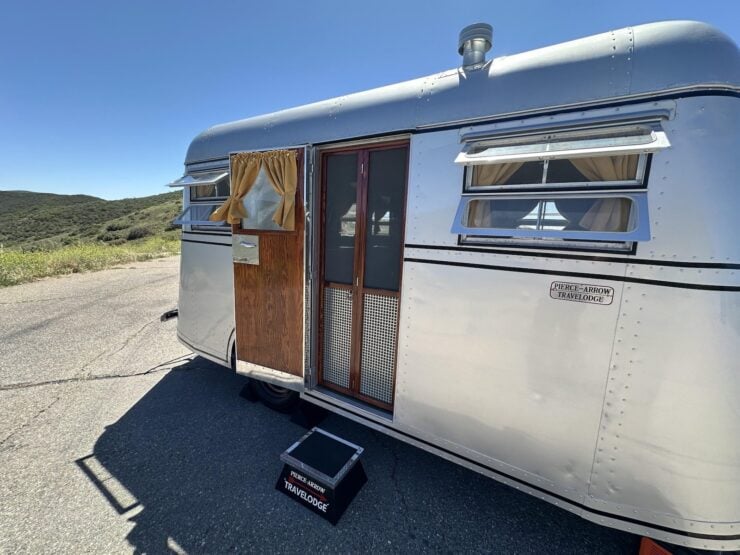 Pierce-Arrow Travelodge Model C Travel Trailer 28