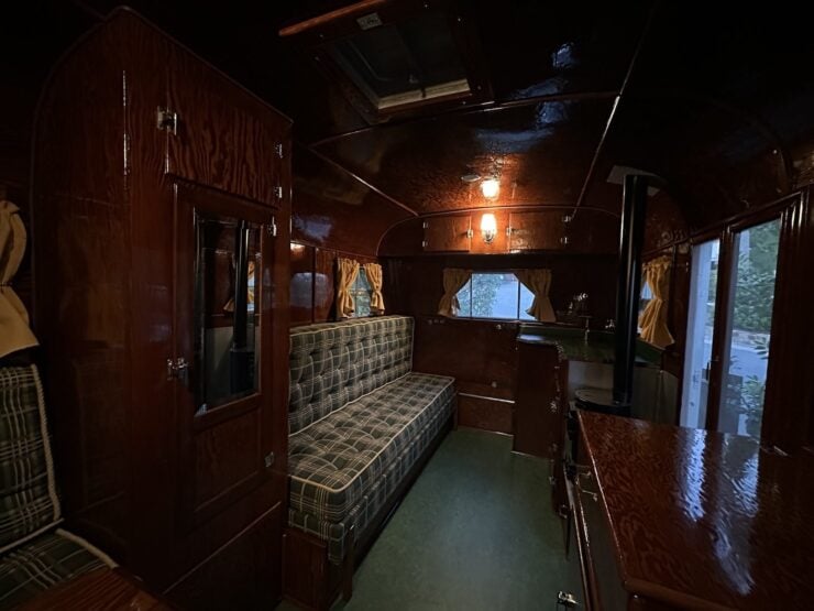 Pierce-Arrow Travelodge Model C Travel Trailer 32
