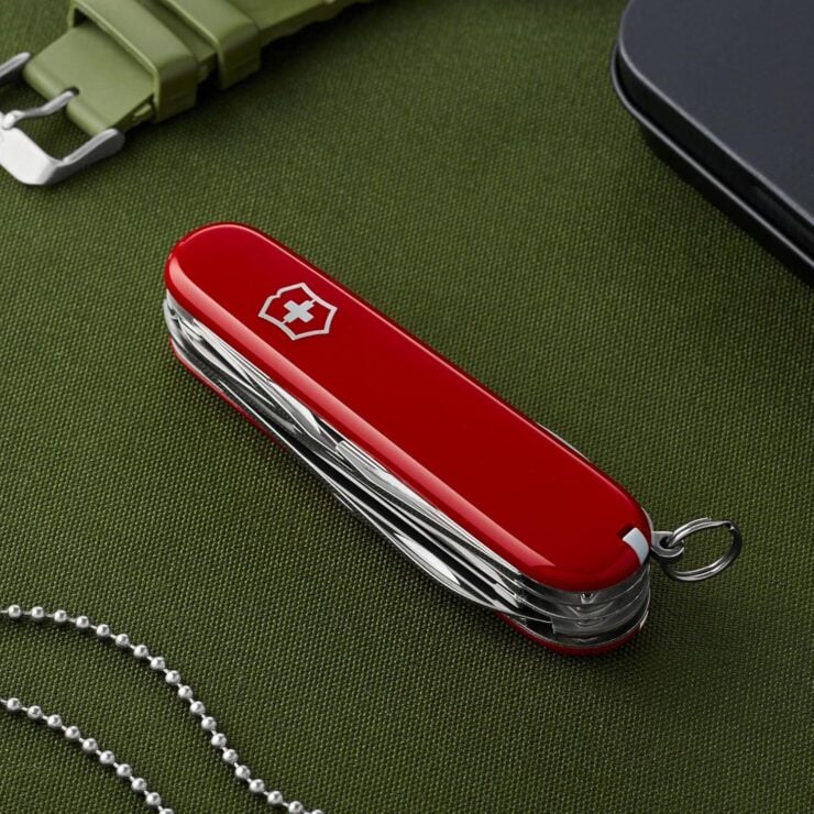 The Huntsman Swiss Army Knife 9