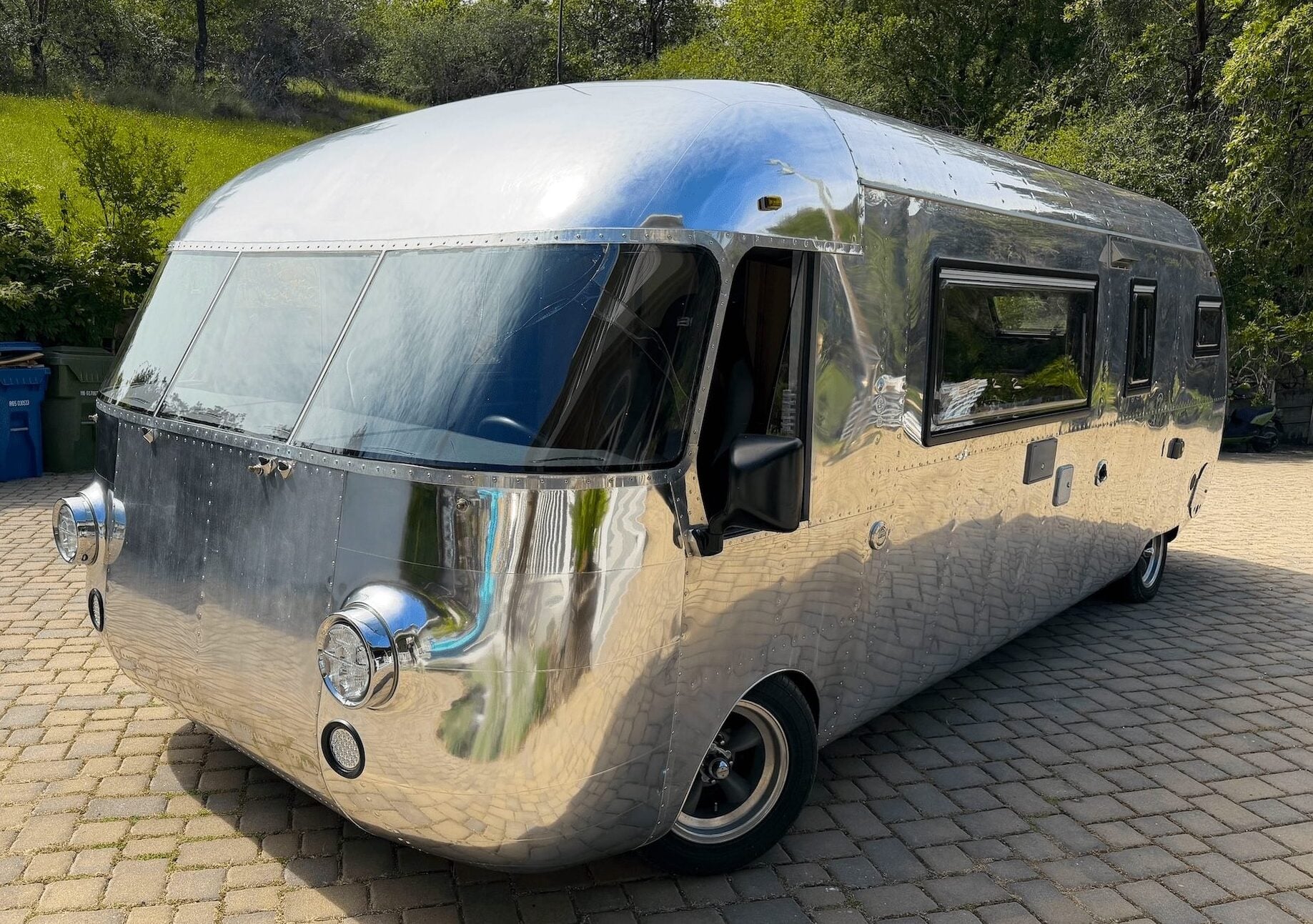 The Ultra Van: An Air-Cooled, Flat-Six-Powered RV