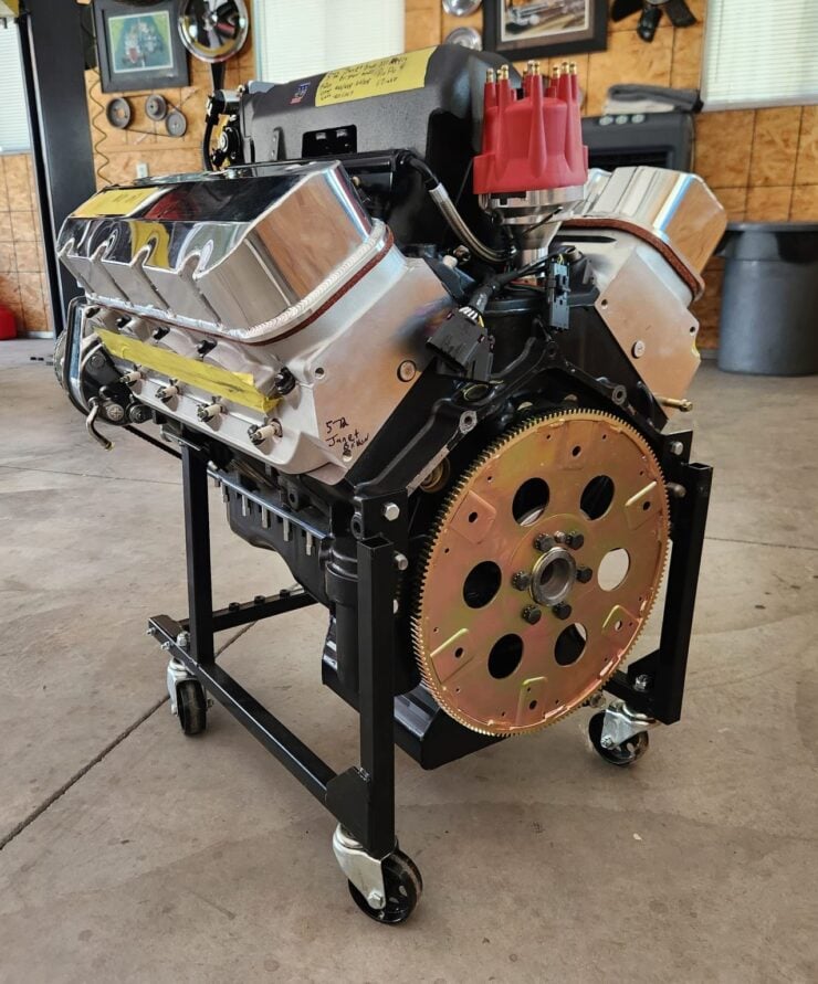 572 Chevrolet Big Block V8 Crate Engine 4