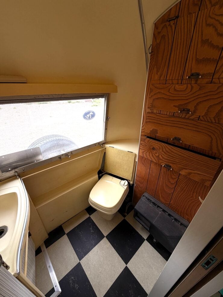 Airnado Oldsmobile Toronado Airstream Camper 18