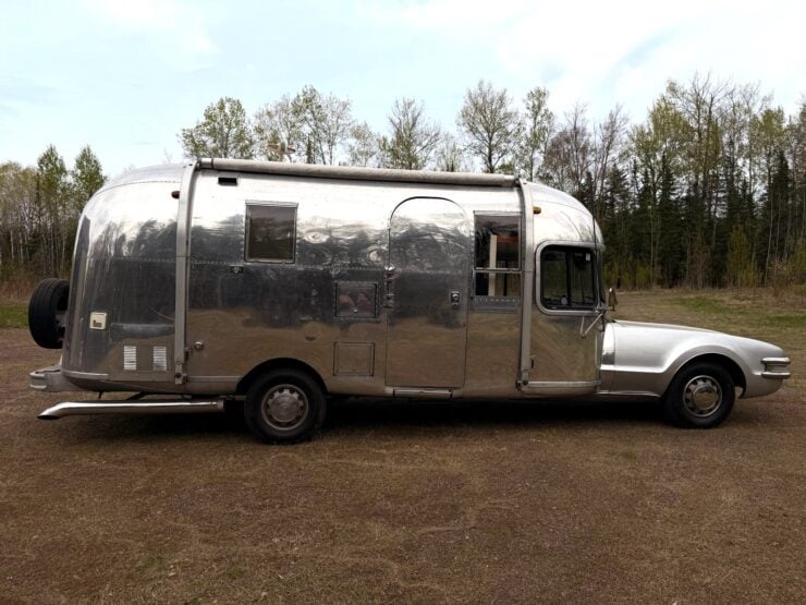 Airnado Oldsmobile Toronado Airstream Camper 3