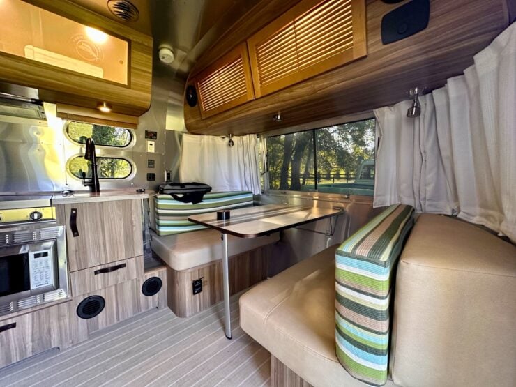 Airstream 19CB Tommy Bahama Travel Trailer 8
