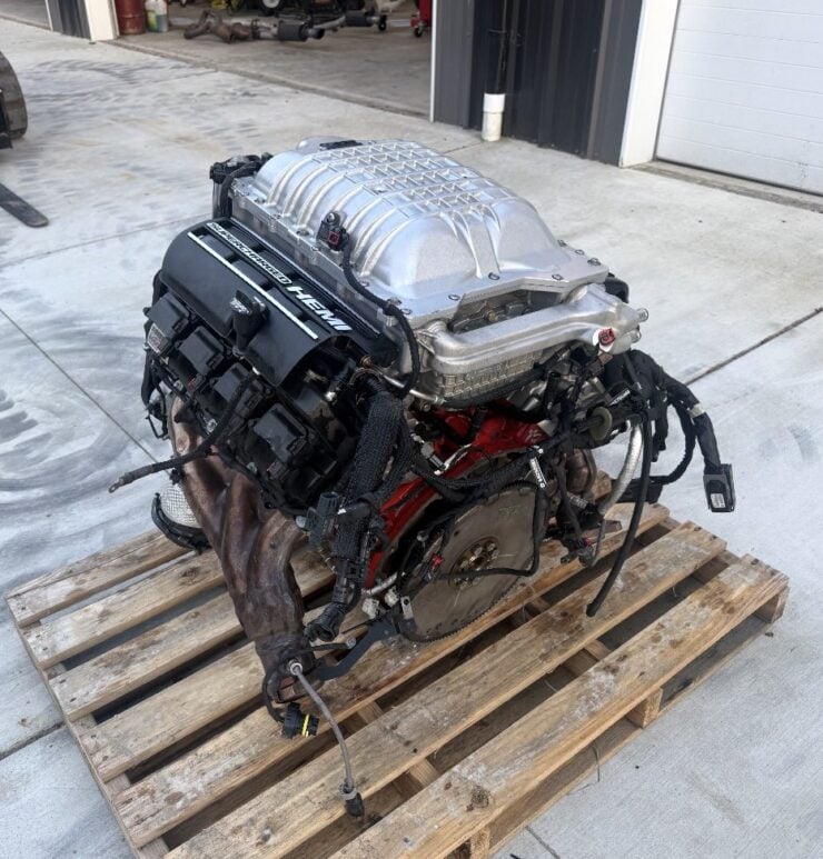 Dodge Charger SRT Hellcat Redeye Jailbreak 6.2L V8 Engine 4