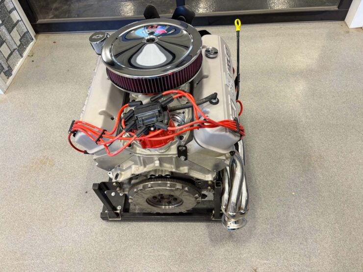 GM Anniversary Edition 427 V8 Crate Engine 3