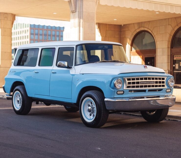 International Travelall Custom 8