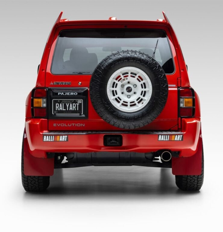 Mitsubishi Pajero Evolution 19