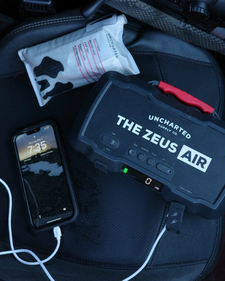 The Uncharted Supply Co. Zeus Air 11