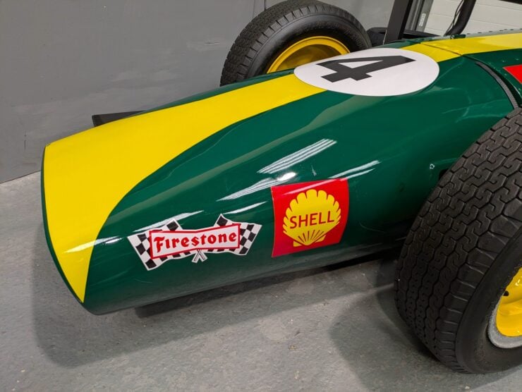 1-1 Scale 1967 Lotus 49 Racing Simulator 3