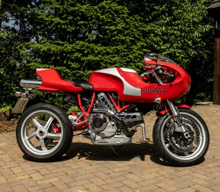 Ducati MH900E