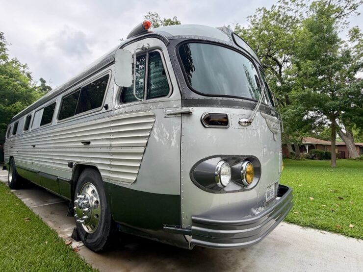 Flxible Visicoach Motorhome 1