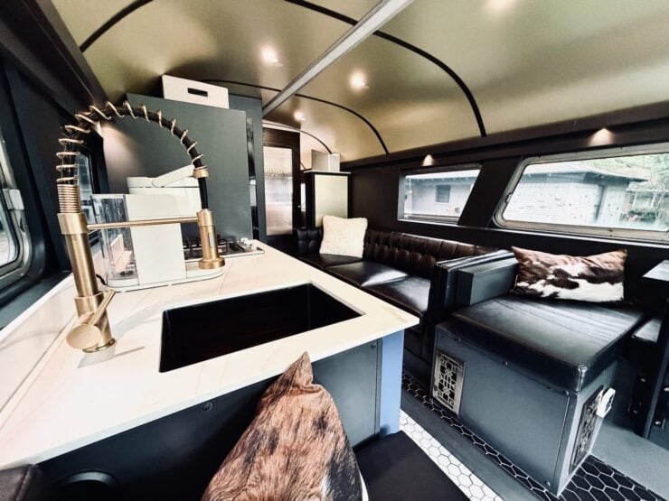Flxible Visicoach Motorhome 19
