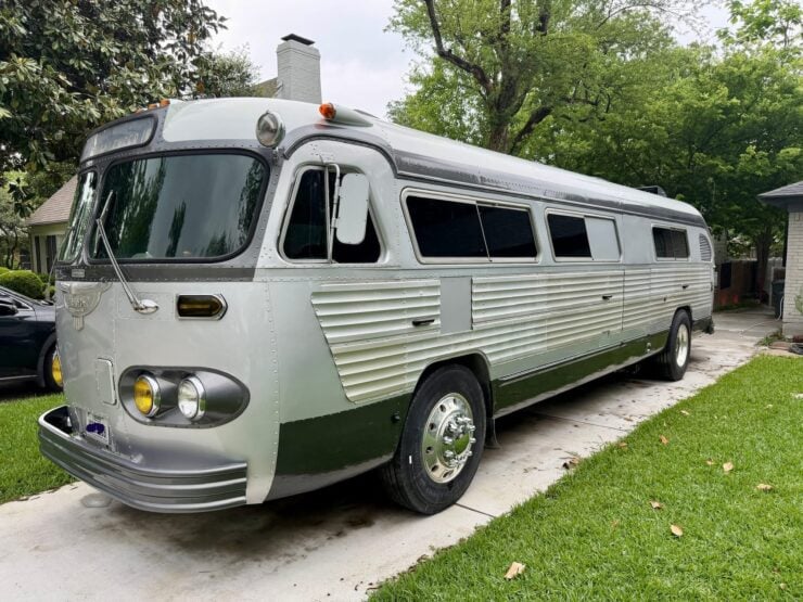 Flxible Visicoach Motorhome 4