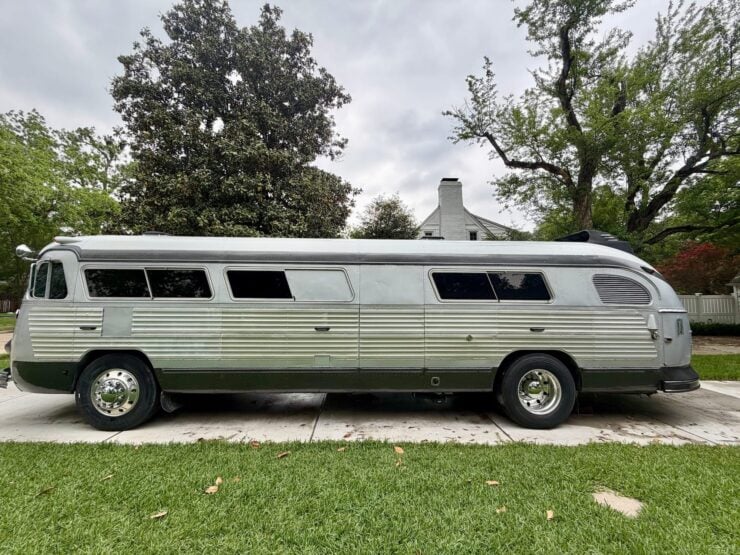 Flxible Visicoach Motorhome 5