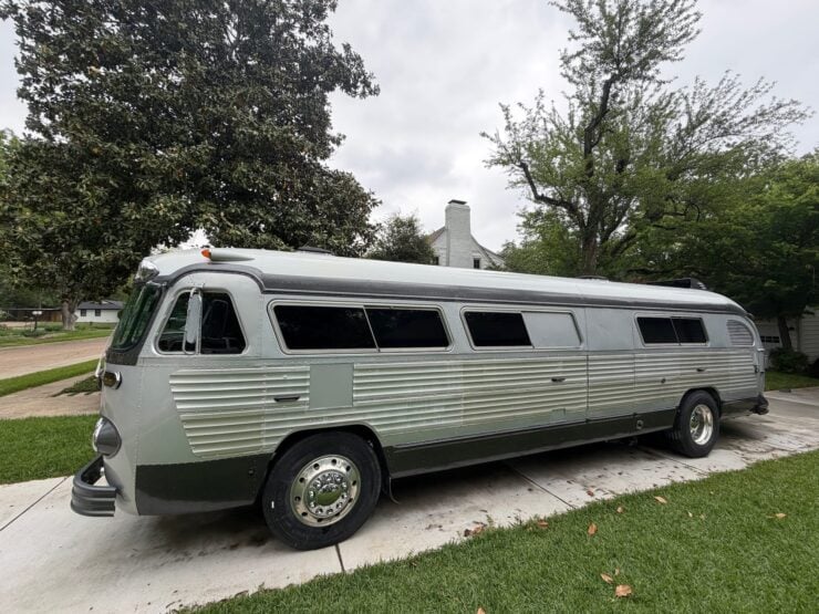 Flxible Visicoach Motorhome 6