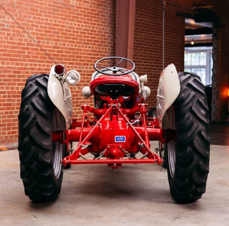 Ford 8N Tractor Funk V8 10