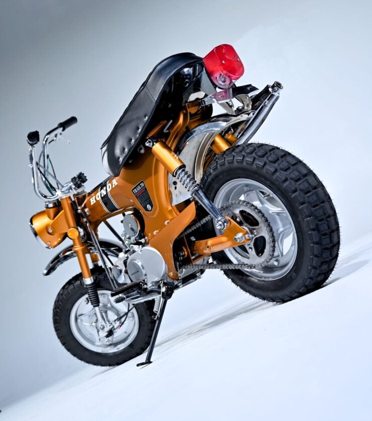 Honda CT70 Trail 12