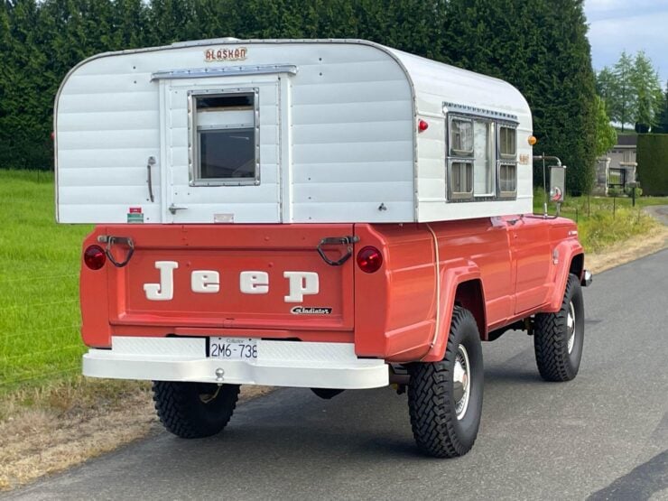 Jeep Gladiator And Alaskan Camper 10