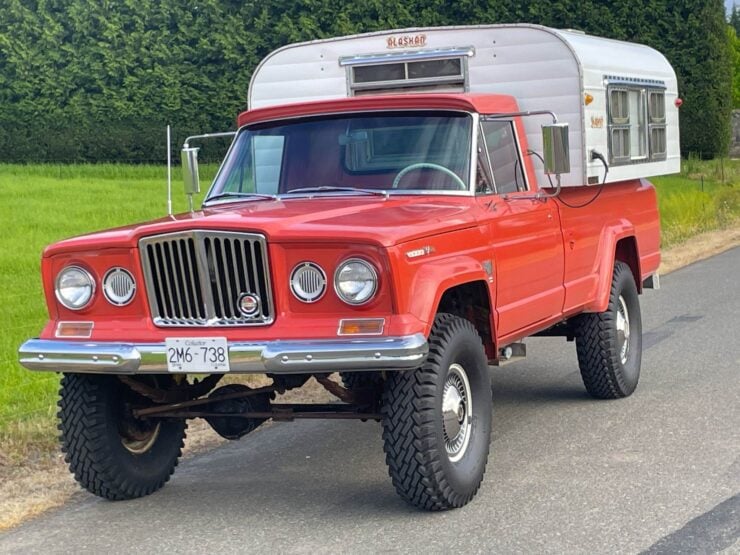 Jeep Gladiator And Alaskan Camper 14