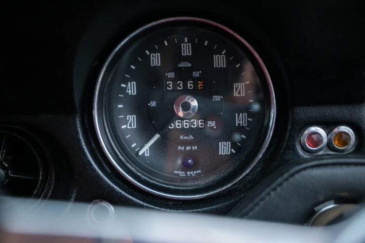 Jensen Interceptor 18