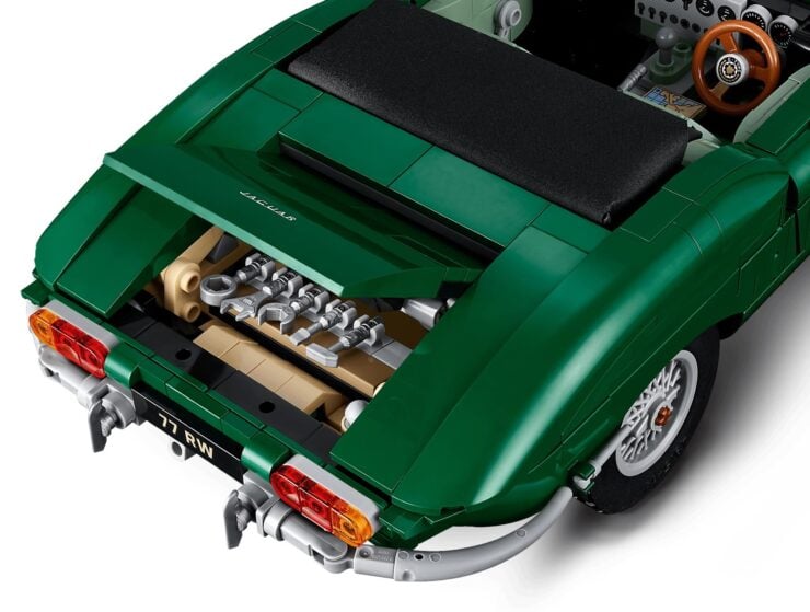 Lego Icons Jaguar E-Type 6