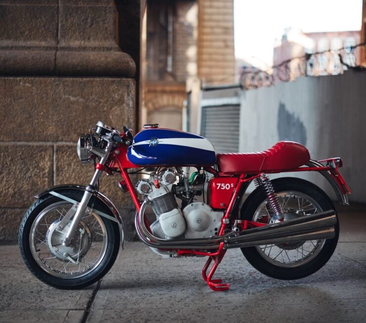 MV Agusta 750S 17