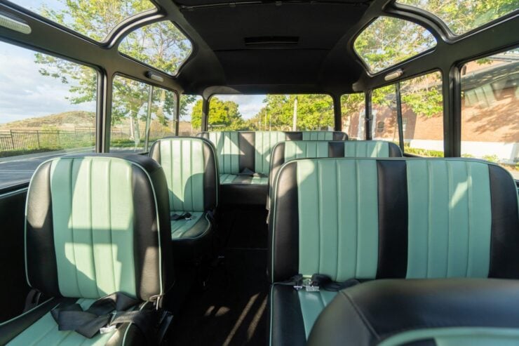 Mercedes-Benz O319 Panorama Bus LS3 V8 Swapped Sleeper 9
