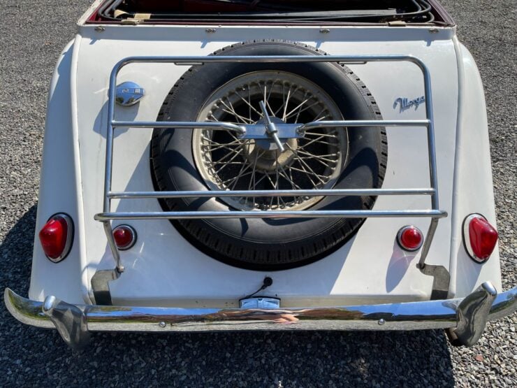 Morgan Plus 4 7